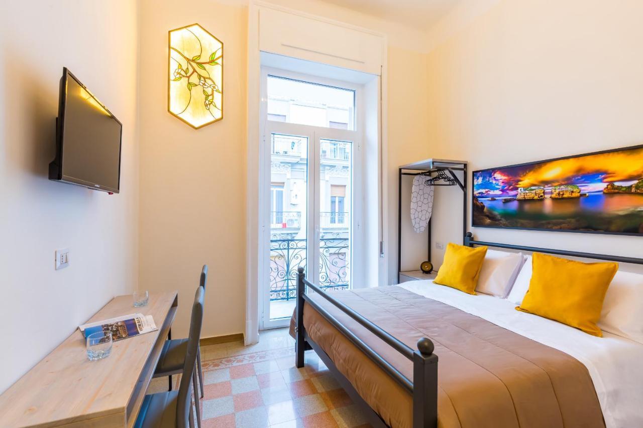 Central Station Apartments & Suites Napoli Eksteriør bilde
