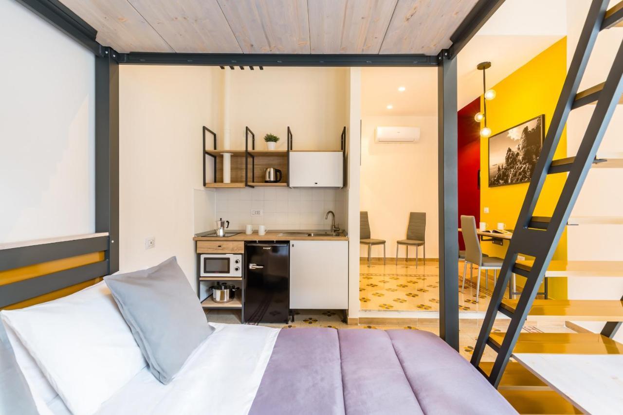 Central Station Apartments & Suites Napoli Eksteriør bilde