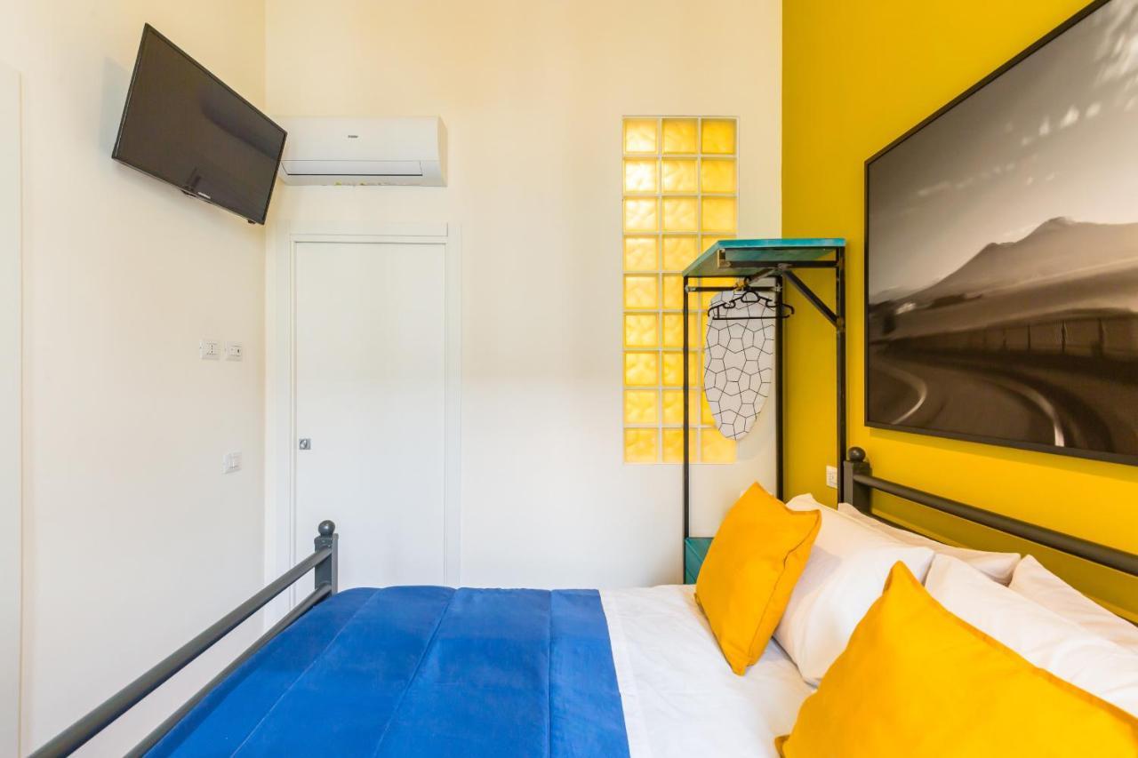 Central Station Apartments & Suites Napoli Eksteriør bilde