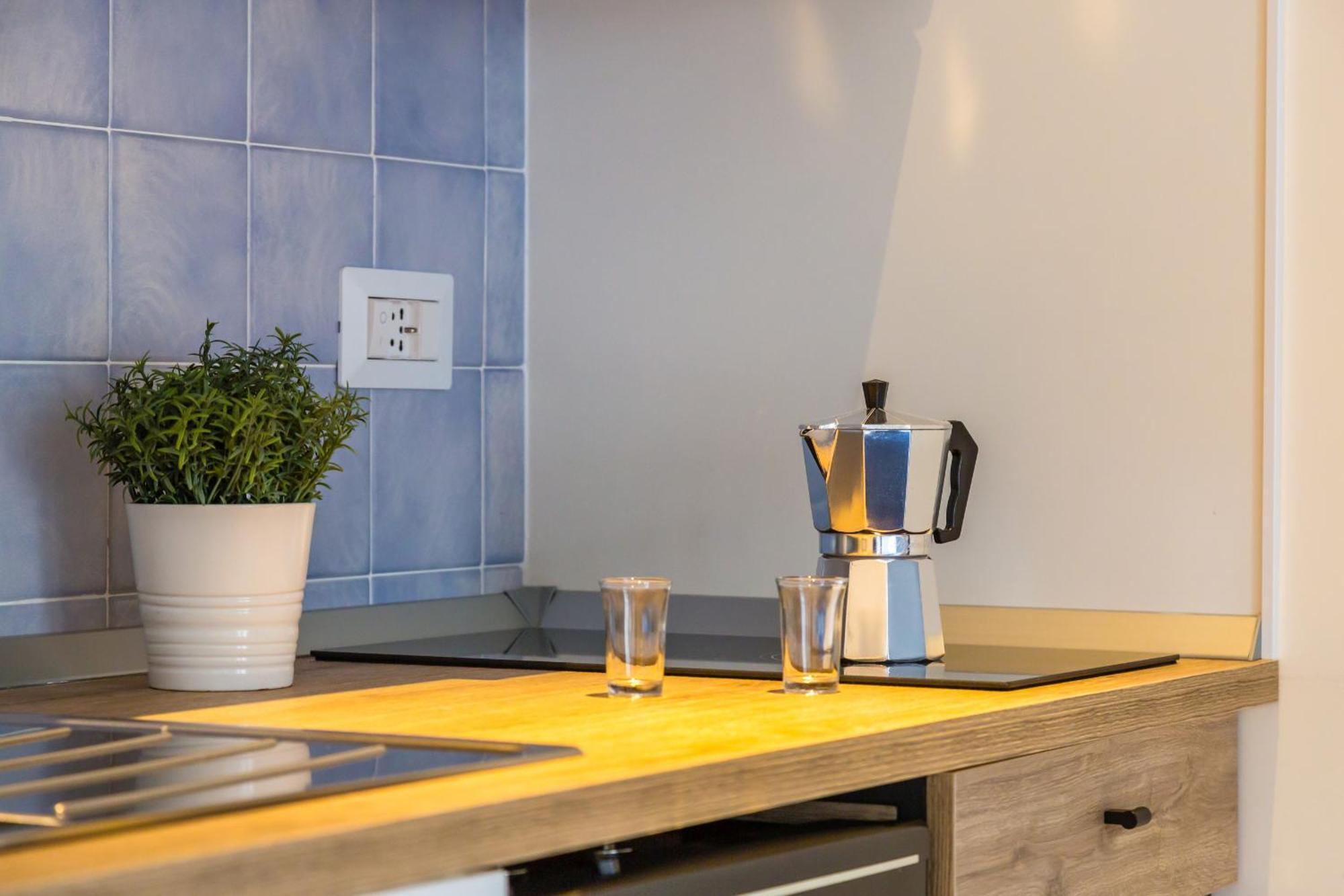 Central Station Apartments & Suites Napoli Eksteriør bilde